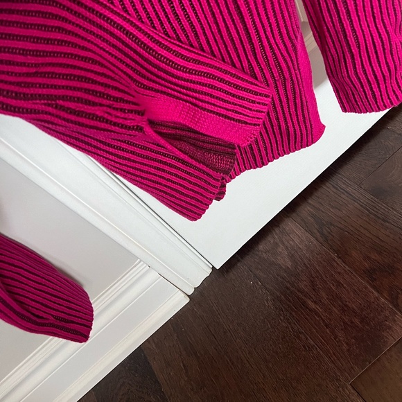 Chunky ribbed sweater (BRAND NEW) - Picture 3 of 4